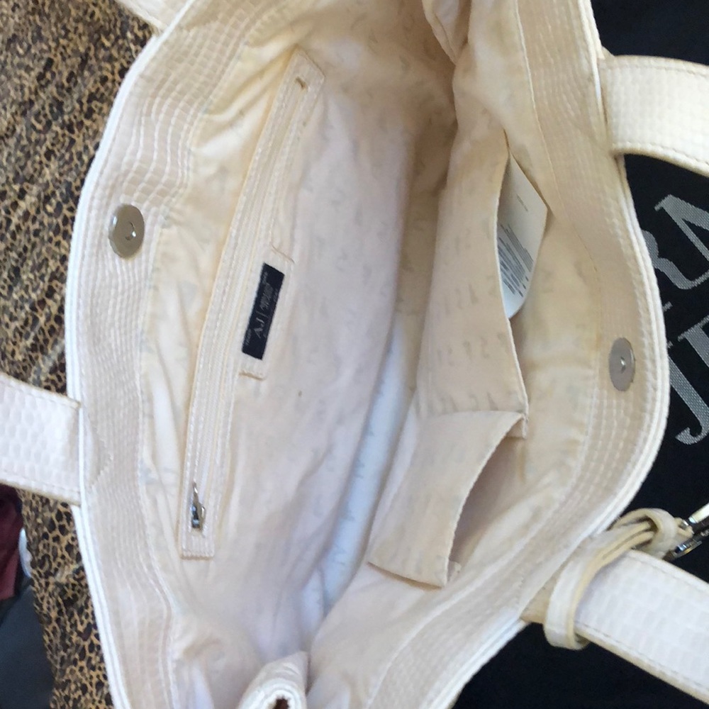 Women’s handbag - Picture 3 of 3